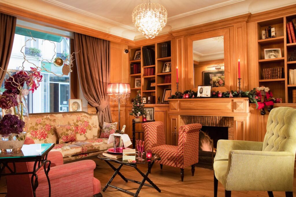 Salon de l'hôtel Cordélia